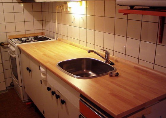 Obnova panelákové kuchyňské linky