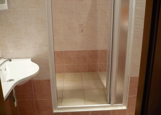 Předělání koupelny z umakartového jádra na zděné + změna místo vany sprchoví kout zděný