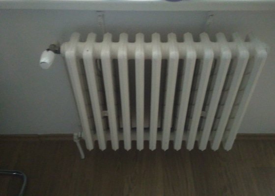 Vymena radiatoru v panelaku - stav před realizací