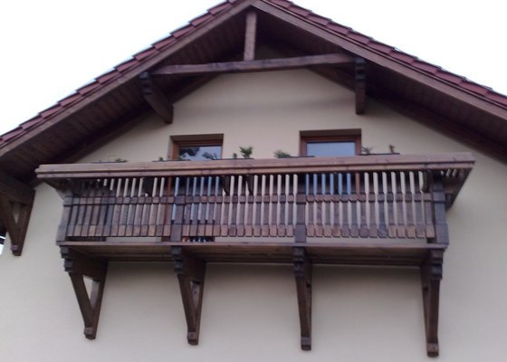 Dřevěný balkon do rodinného domu