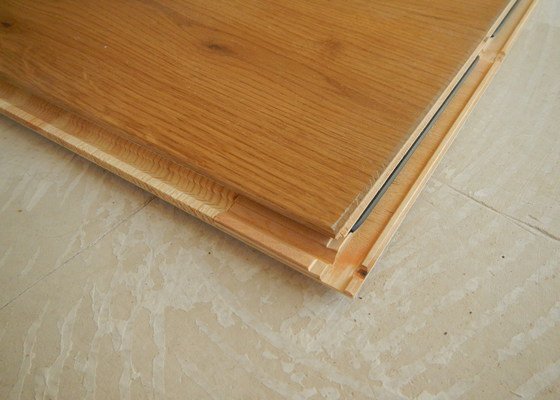 Úprava podkladu a položení dřevěné plovoucí podlahy