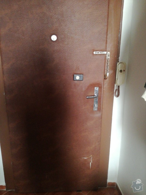 Koženka na dveře: Oprava potahu dveri
