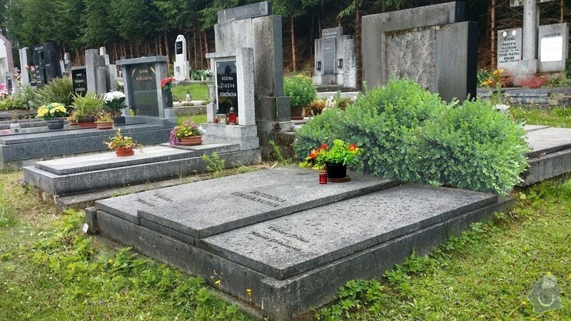 Oprava hrobu: pokus o nánzak budoucí podoby