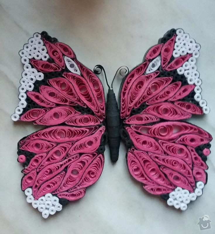Dekorace: motýl_růžový
