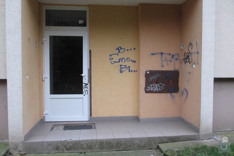Rekonstrukce zadních vchodů panelového domu: IMG_4769
