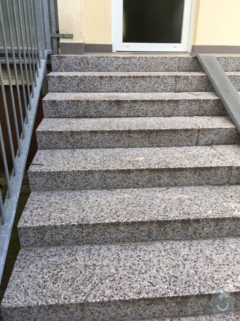 Oprava schodů a dlažby: IMG_4554