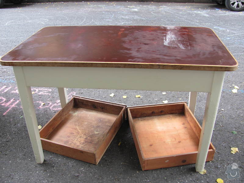 Renovace jídelního stolu a dvou židlí: IMG_4450