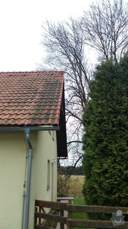 Malá oprava střechy po velkém větru: IMAG2069