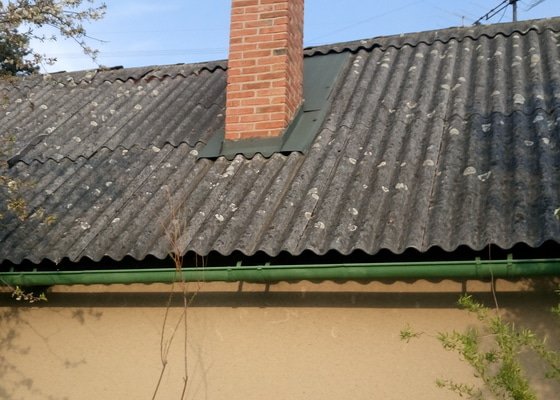 Rekonstrukce střechy a komína