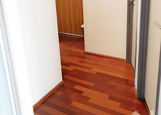 Broušení a voskování dřevěné podlahy - stav před realizací