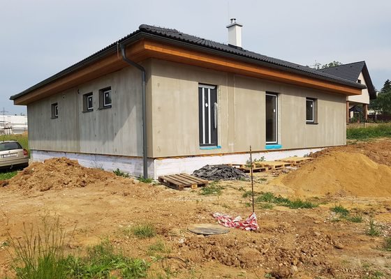 Realizace silikonové fasády na bungalov