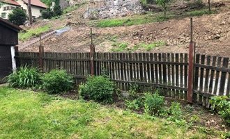 Zbouraní altánu, postavení plotu (pletiva) - stav před realizací