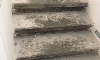 Renovace kamenných schodů - stav před realizací