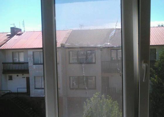 Výměna okenního skla (cca 120x50), Tursko