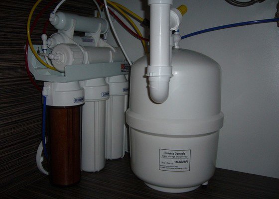 Kuchyňský filtr na vodu - Reverzní osmóza s mineralizátorem.