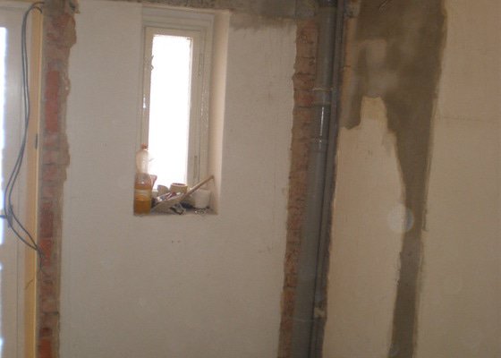 Rekonstrukce špajzu a bývalého záchodu na ložnici