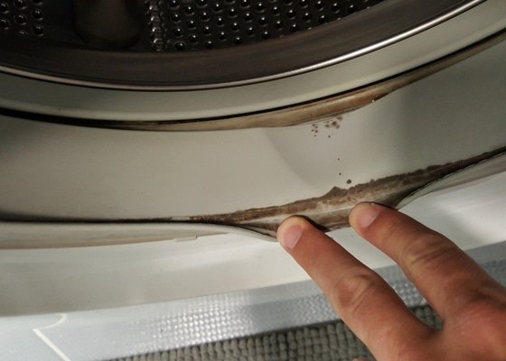 Oprava pračky - výměna těsnění