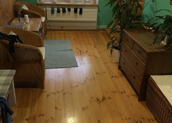 Renovaci dřevěné podlahy