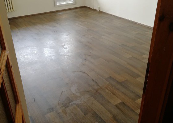 Rekonstrukce podlahy v pokoji 18m2
