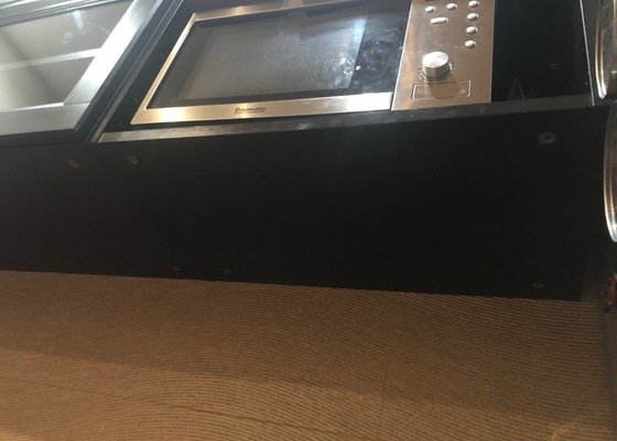 Instalace led pásků pod kuchyňské skříňky (zahloubení), 240cm