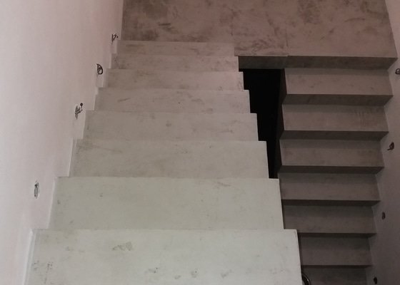 Stěrka na schody