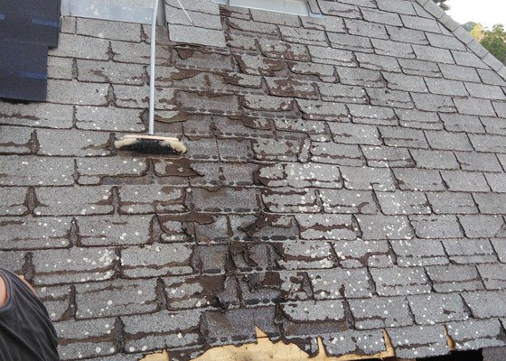 Oprava šindelové střechy