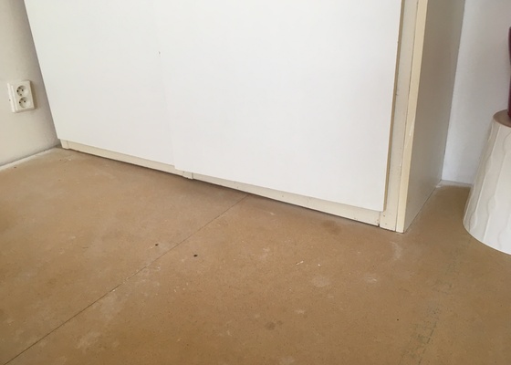 Pokladka PVC podlahy cca 55m2