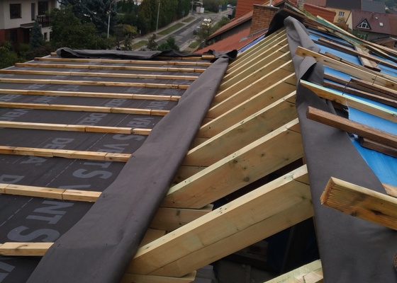Oprava a předělání střechy po špatném výběru Firmy
