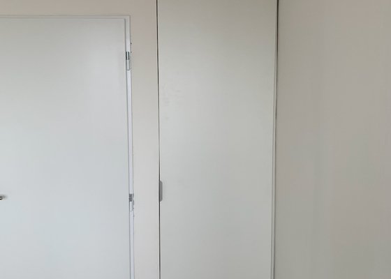 Vyrobení jednoduchých dveří, zástěny na výklenek ve zdi v bytě