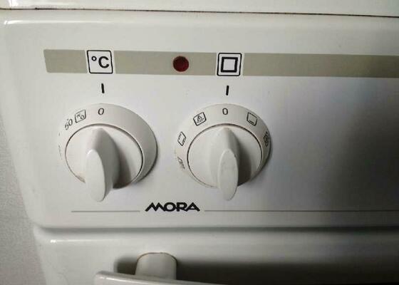 Oprava termostatu u elektrického sklokeramického sporáku MORA 3475.1E00,