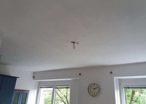 Perlinka na strop