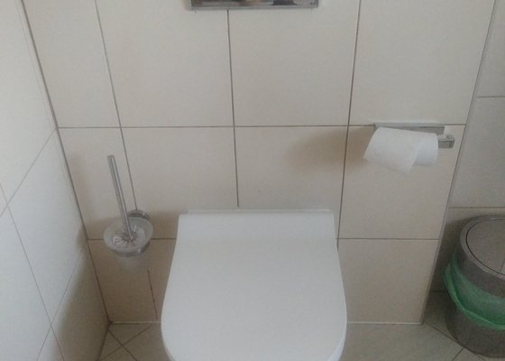 Výměna sprchového koutu a dalších zařizovacích předmětů v koupelně RD