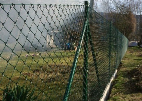 Drátěný plot z poplastovaného pletiva - Olomouc